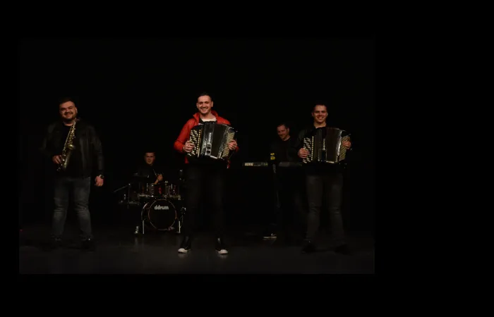 bendovi za svadbe - Vojkan Jovic i Orkestar Kobre