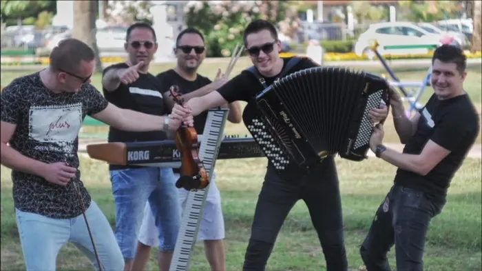bendovi za svadbe - Orkestar Ace Nikolića Brajića