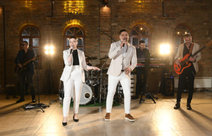 bendovi za svadbe - PARTY TIME BAND